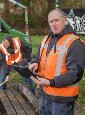 Werken met een tablet voor oplossingen van meldingen in de gemeente