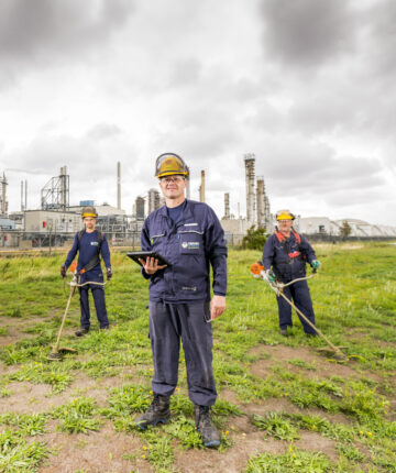 Medewerkers van Verheij die werkzaam zijn in de industrie.