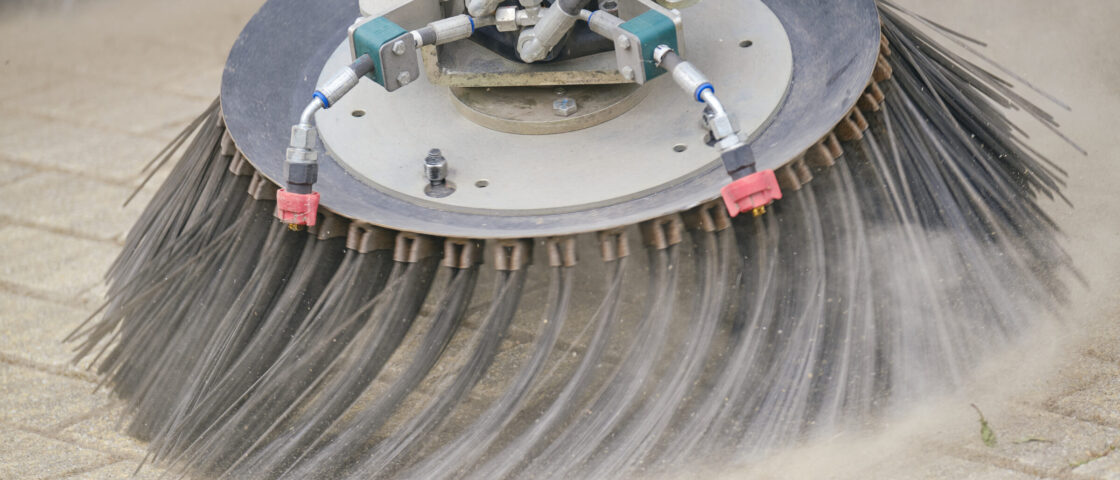 Onkruidbeheersing door Verheij Integrale groenzorg.