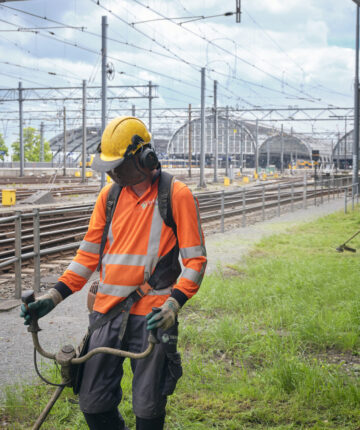 Werk rondom het spoor in Amsterdam.